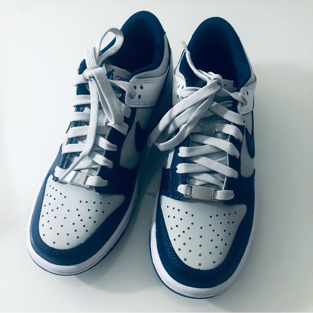NIKE DUNK LOW SNEAKERS NBA 75TH ANNIVERSARY BROOKLYN NETS SHOES.SIZE 4.5 Y - Picture 3 of 12